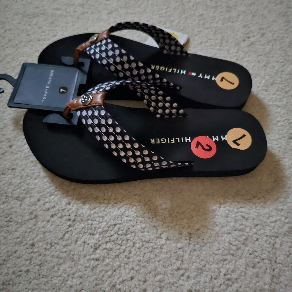 Tommy Hilfiger flips - Picture 3 of 3